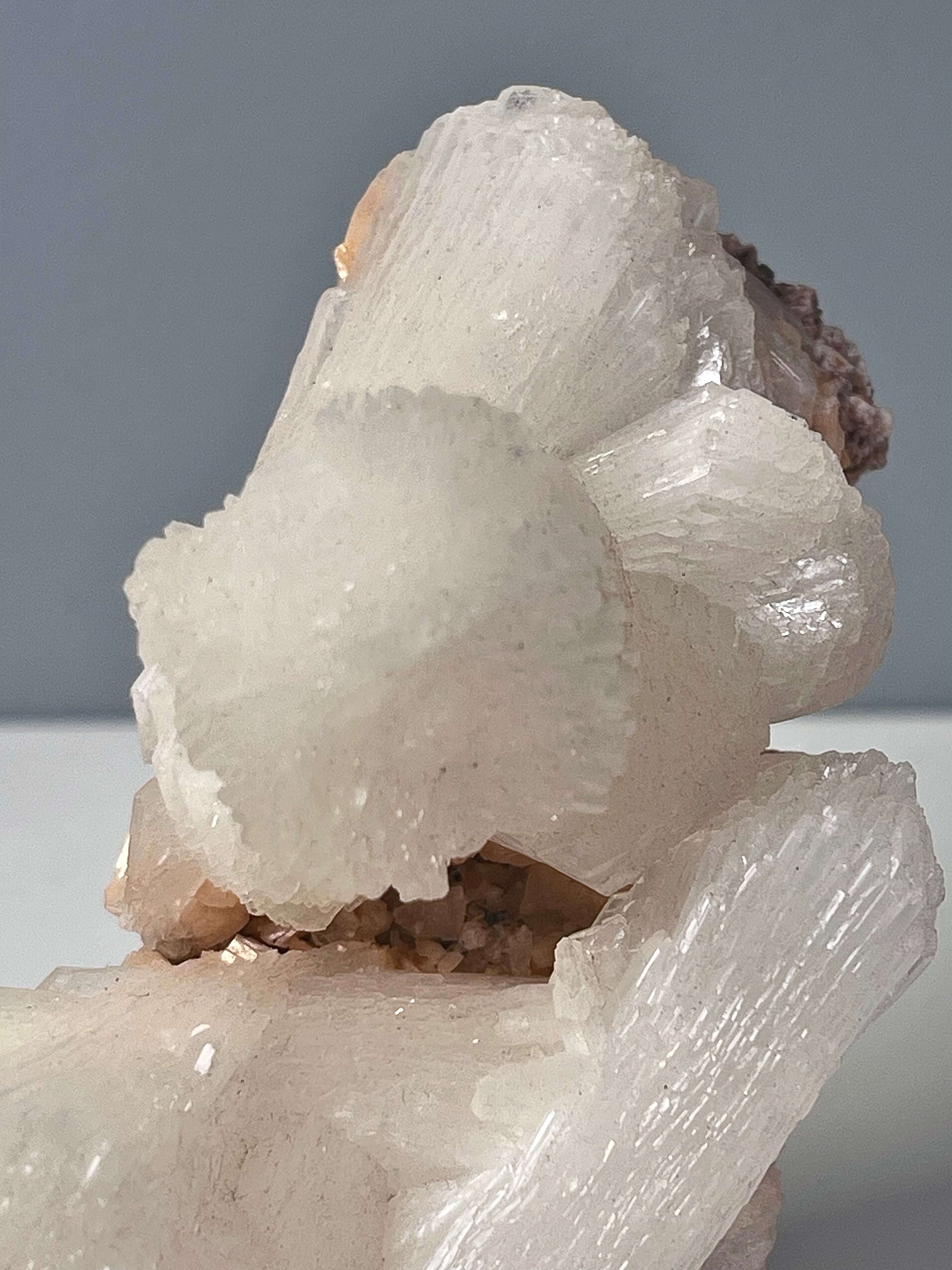 White Stilbite on Pink Heulandite | SH4