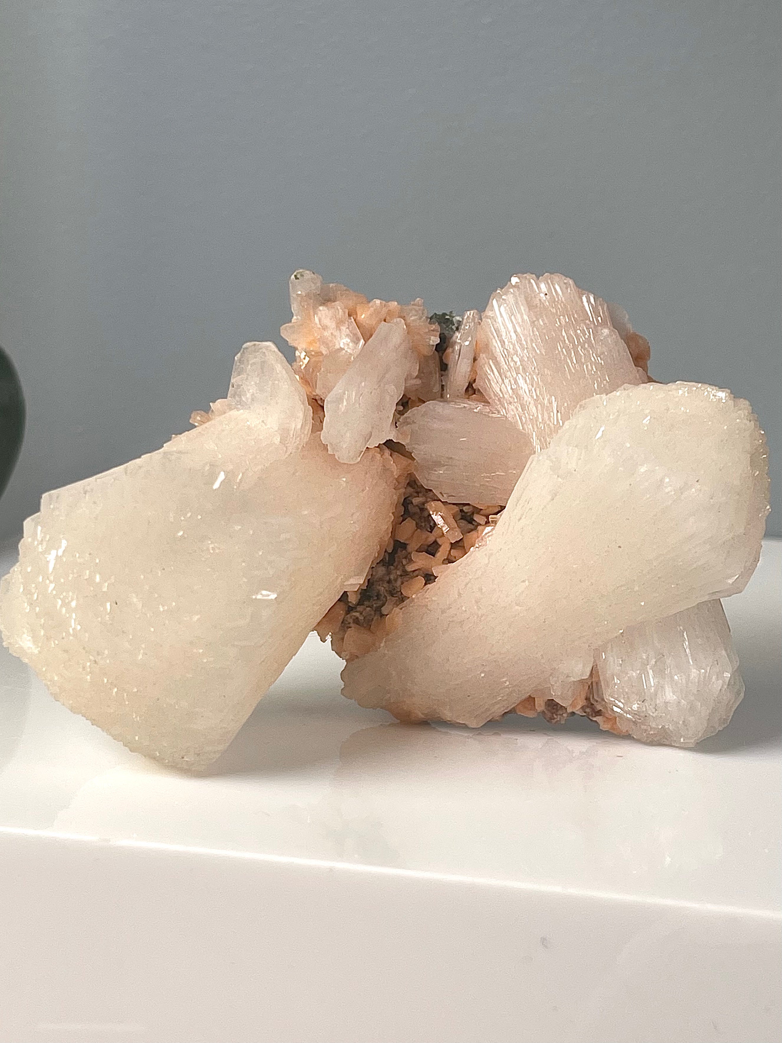 White Stilbite on Pink Heulandite | SH9