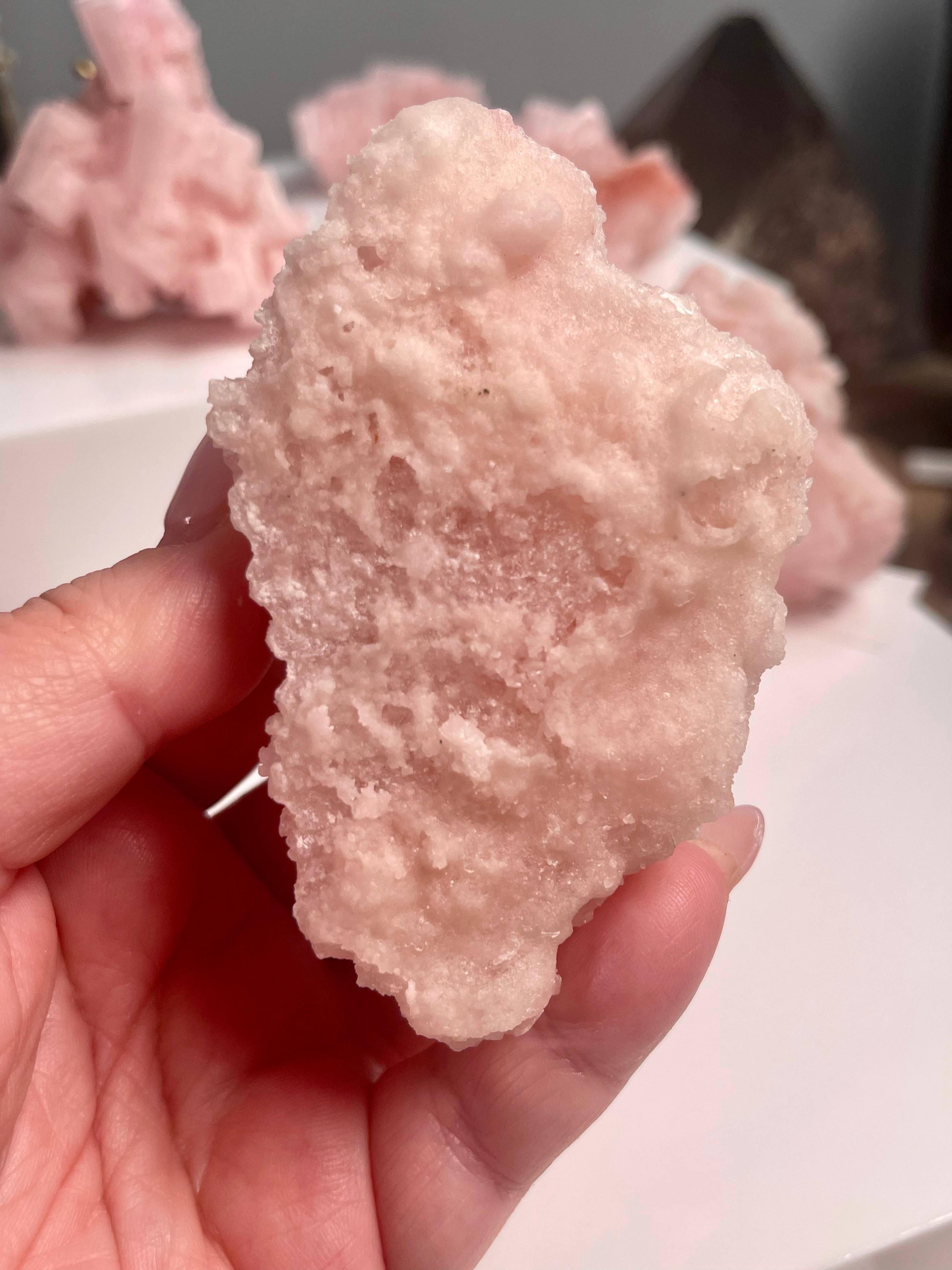 Self Standing Pink Halite | H11