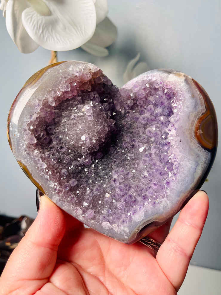 Amethyst Geode Heart with Rosette | H30